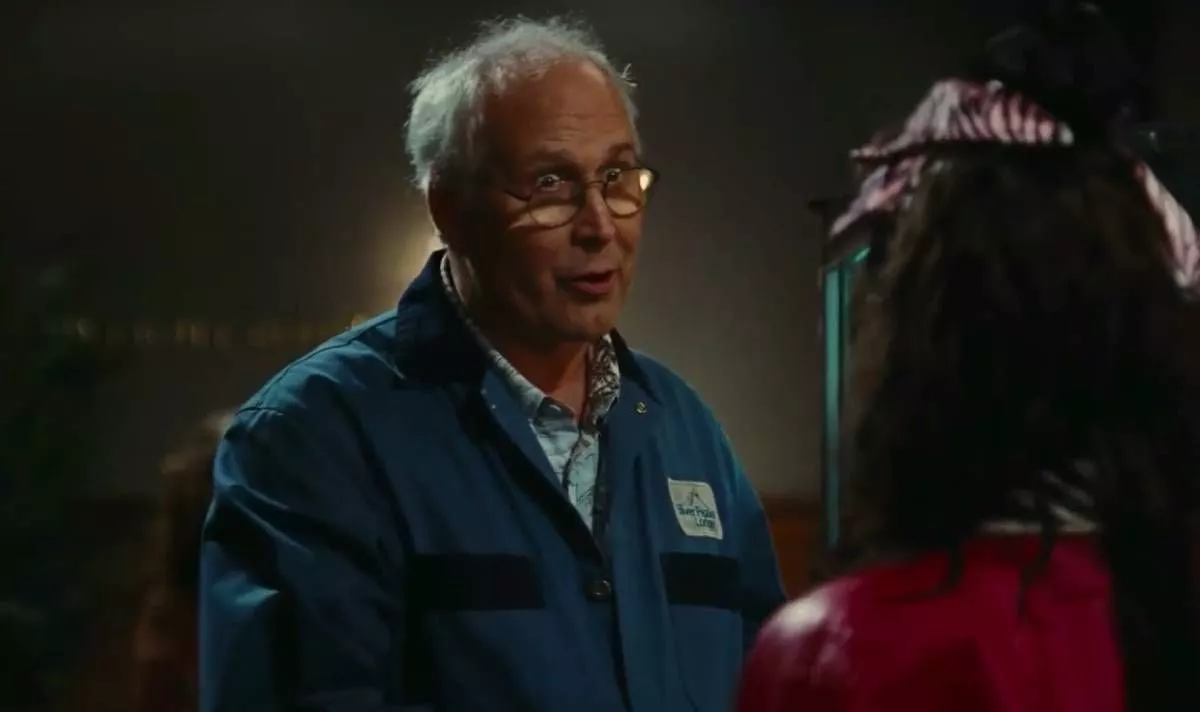 Hot Tub Time Machine stars National Lampoon actor Chevy Chase as the repairman. 