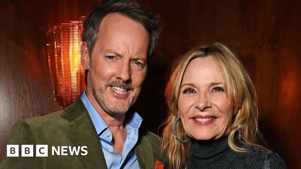 Kim Cattrall marries fiancé she met at BBC Woman's Hour