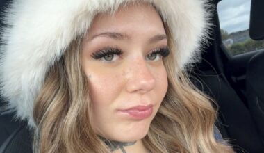 Kayley Boda. A woman has shared a warning after being diagnosed with lung cancer at just 21, after she started vaping aged 15. Kayley Boda, 22, began to notice something was wrong in January 2025 when she began coughing up a brown substance with “grainy bits” in it. The retail assistant, from Manchester, said that doctors turned her away around seven or eight times, telling her that she had a chest infection, until she began coughing up blood. Doctors then X-rayed Kayley and found a shadow on her lung, which they told her they were “99% sure”, wasn’t cancer.