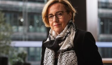 UK CEOs Expect AI, Cyberattacks and Cost Cuts to Dominate 2026