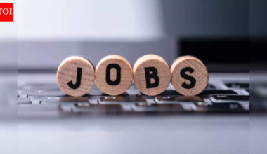 How job worries are dampening American consumerism