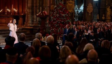 Kate Middleton gives thanks to Katie Melua performing during Christmas Carol Service