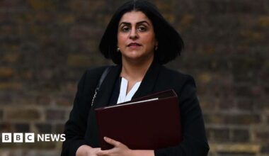 Home Secretary Shabana Mahmood arriving at Downing Street in October 2025