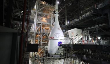 Orion hatch ‘blemish’ delays launch day rehearsal for Artemis 2 astronauts – Spaceflight Now