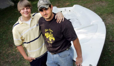 Two Teens Lost at Sea for 7 Days Were ‘So Hungry’ They Ate 100 Jellyfish, Were ‘Clinging to Each Other’ for Warmth