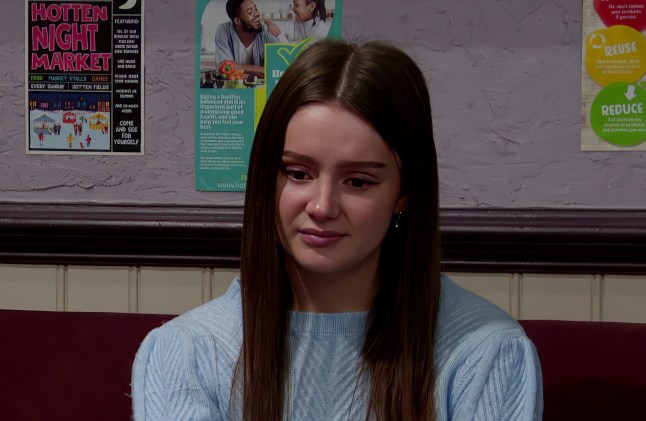 Jacob speaks to Sarah in the cafe in Emmerdale