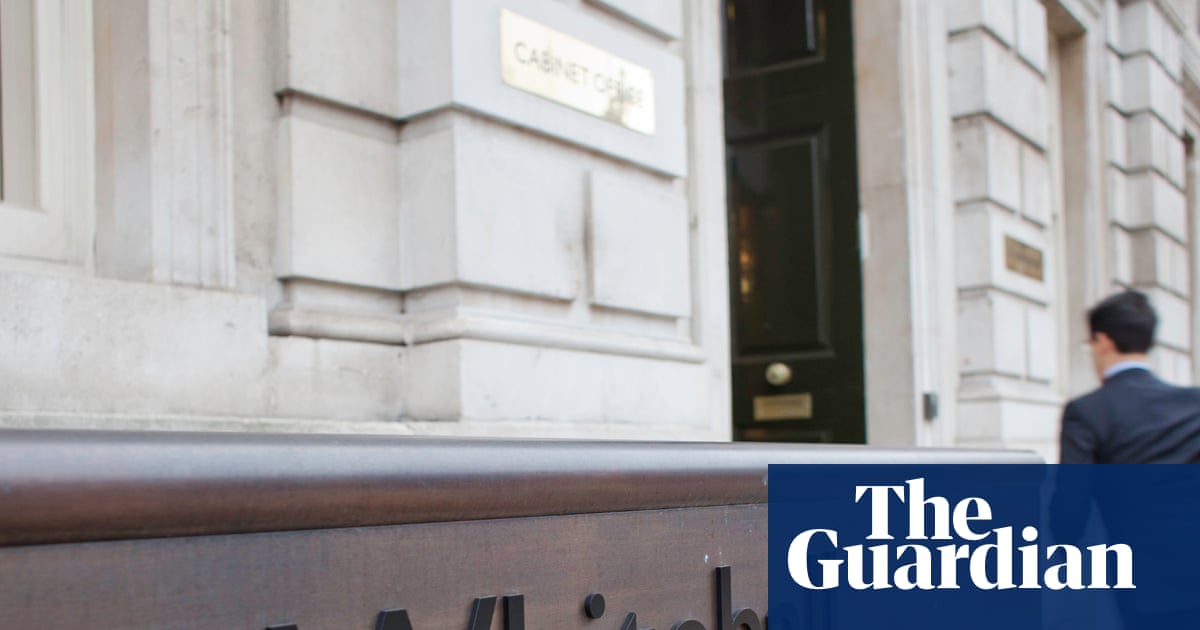 Retired UK civil servant ordered to pay back £25,000 after pension scheme error | Pensions