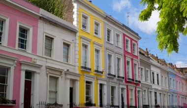 Mortgage prices cut as interest rates tipped to fall