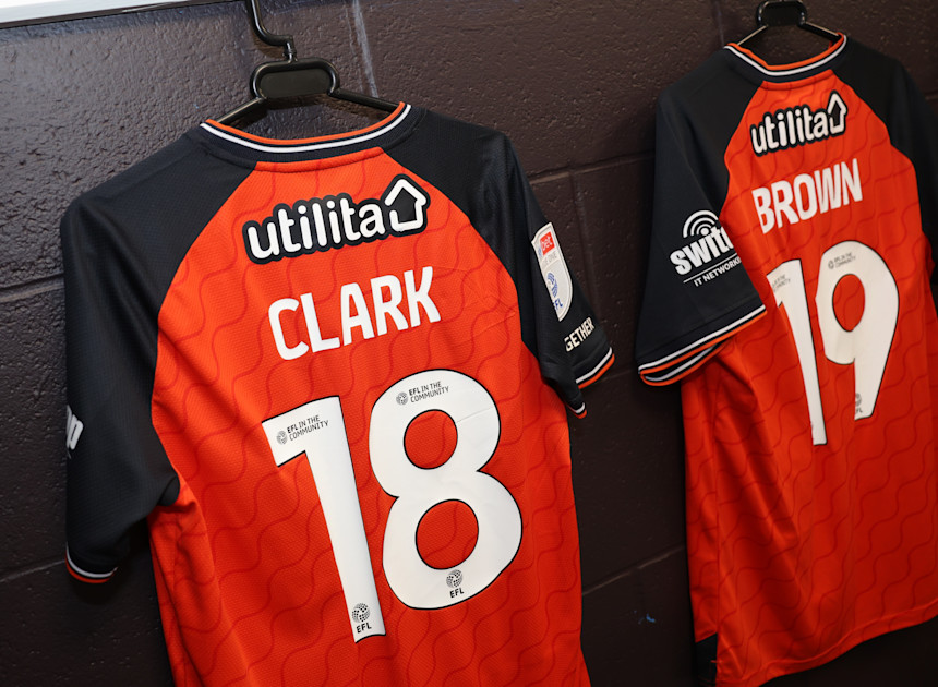 Clark starts in three changes at Reading