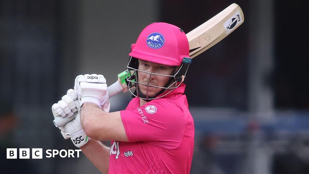 David Miller of Paarl Royals plays a shot