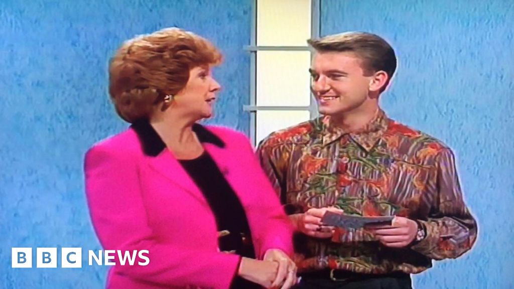 Welsh contestant recalls memories and surprise reunion