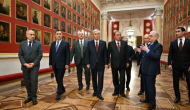 Kassym-Jomart Tokayev and CIS leaders tour State Hermitage in St. Petersburg