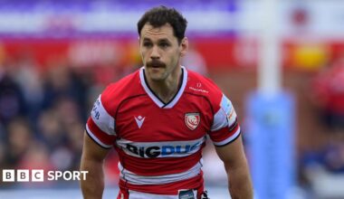 Tomos Williams standing on the pitch during a match for Gloucester