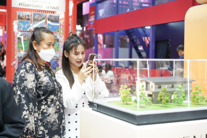 Bangkok Post - Property, trading pose high credit risk