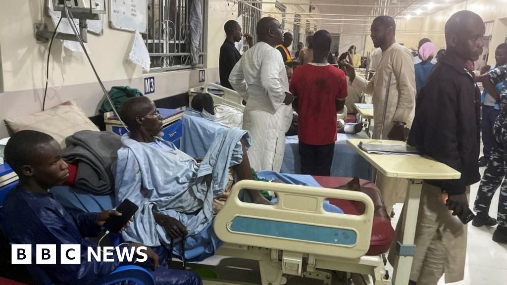 Five killed in explosion in packed Nigerian mosque