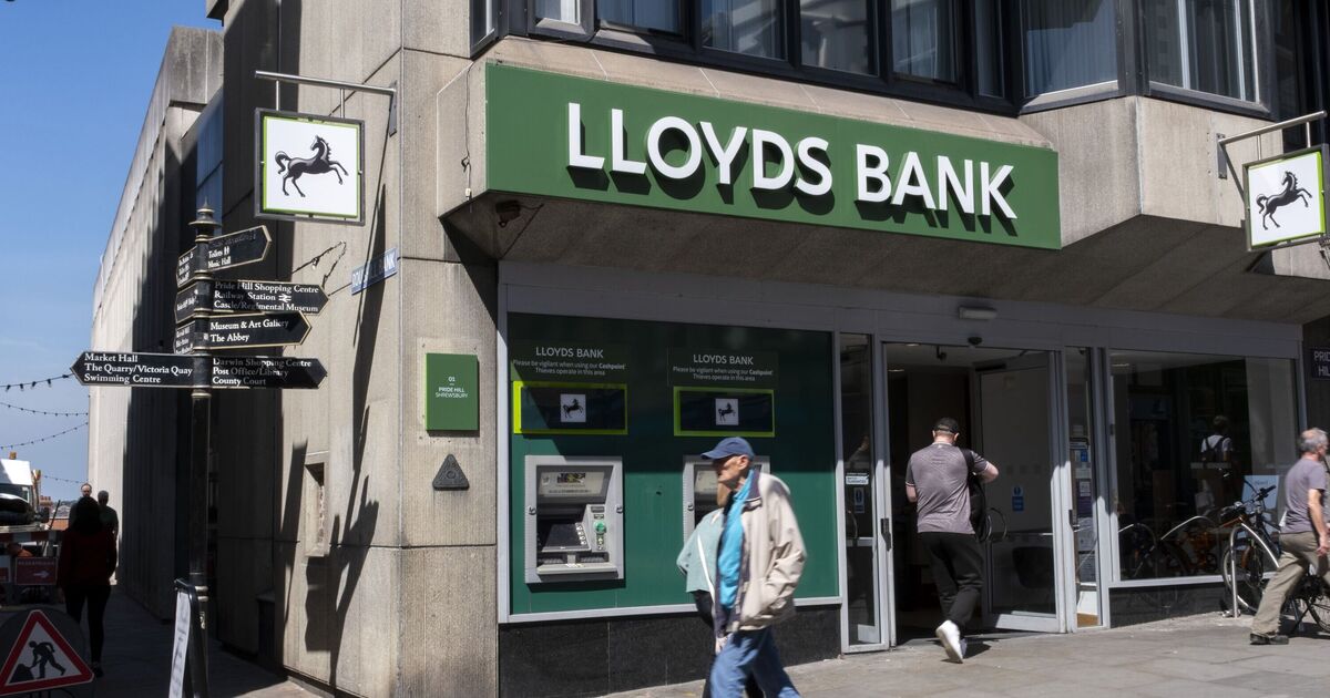 Lloyds Bank update as £436 sums disappear from bank accounts | Personal Finance | Finance