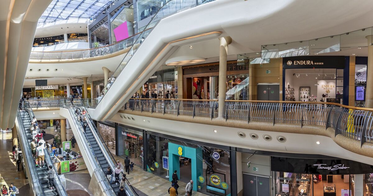 Iconic British retailer to close 32 stores in January — full list