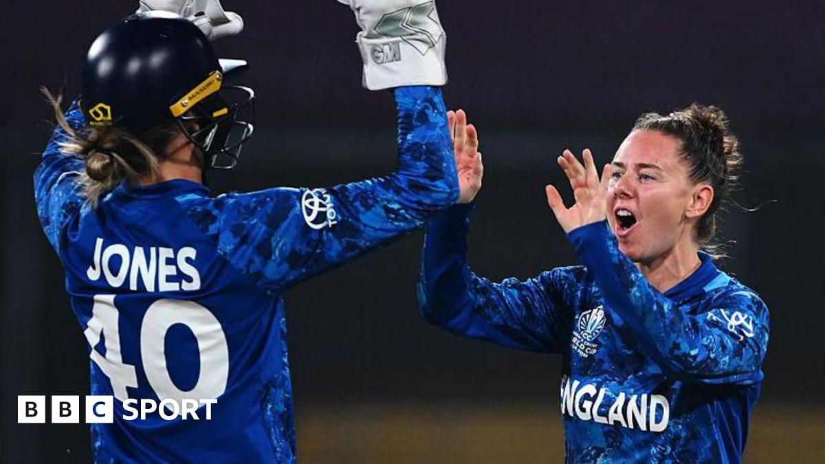 Linsey Smith of England celebrates taking an Australia wicket with team-mate Amy Jones