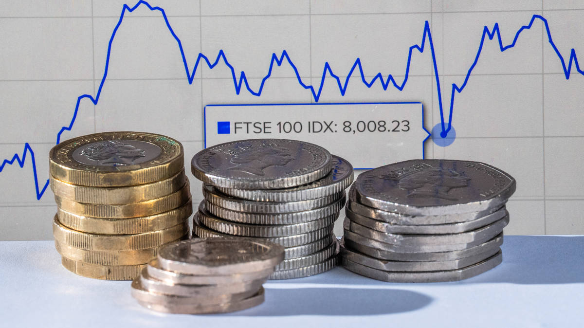 Shrinking economy takes toll on FTSE 100 amid ‘unsurprising surprise’