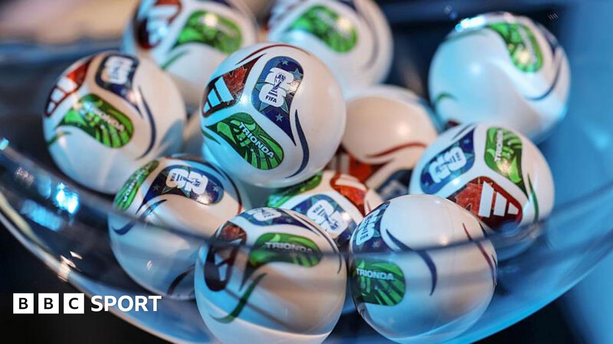 Draw assistant Tom Brady draws out the card of England