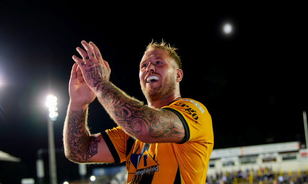 Ryan Carr makes first major selection call as Castleford Tigers veteran sees role change