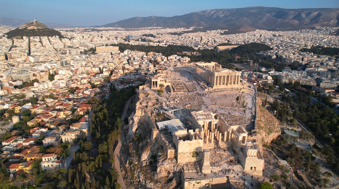 Greece Repays €5.29 Billion Early Under First Bailout Loans