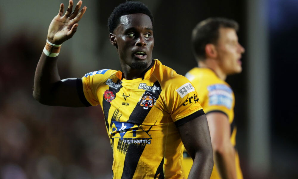 Championship club sign exciting Castleford Tigers winger