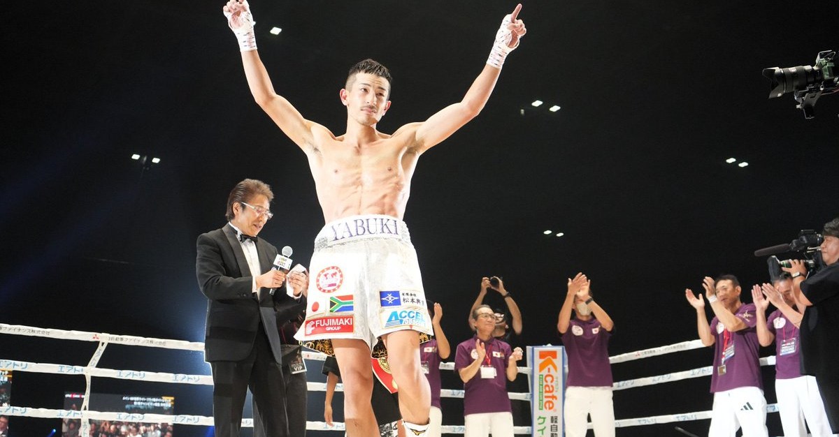 Masamichi Yabuki stops Felix Alvarado in first title defense