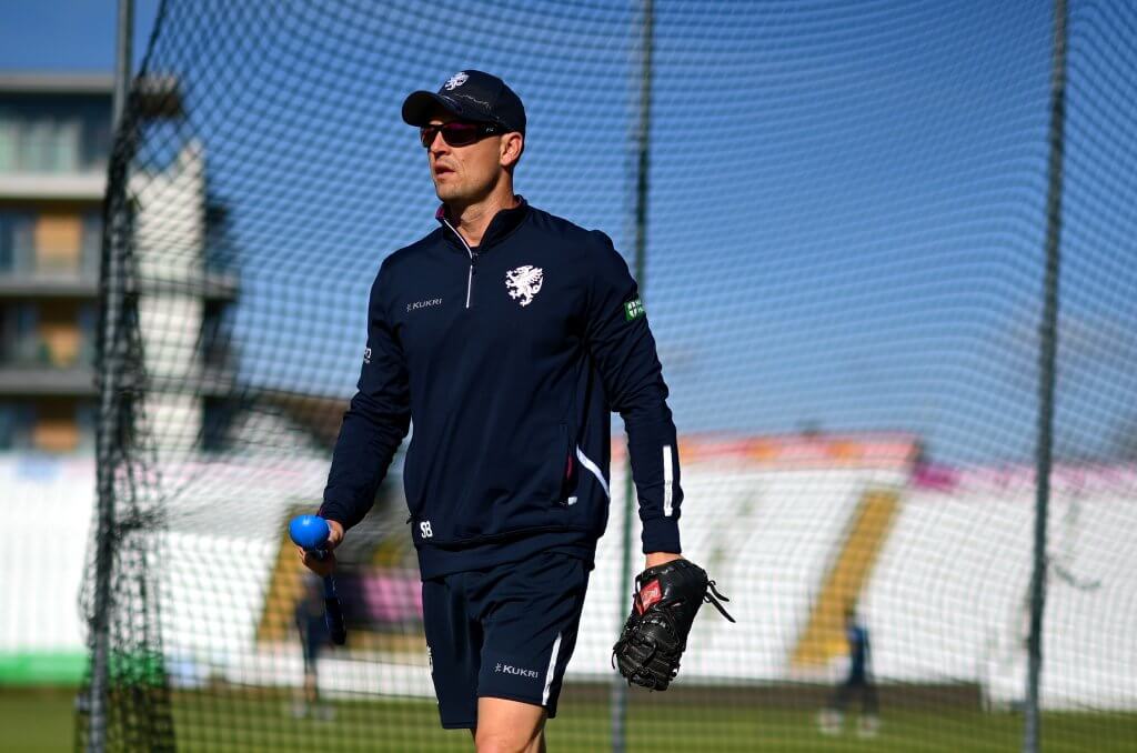 Shane Burger to leave Somerset CCC