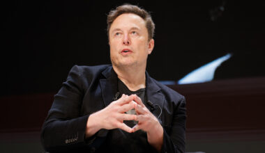Writer says his Elon/SpaceX biographical series has "died" at HBO