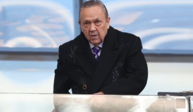 West Ham slammed for 'terrible business' amid new transfer development