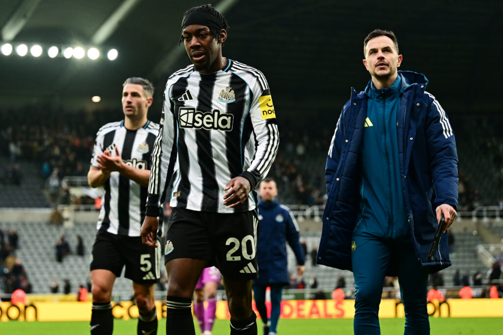 Anthony Elanga leaves the pitch at St James' Park following Newcastle United's draw with Chelsea.