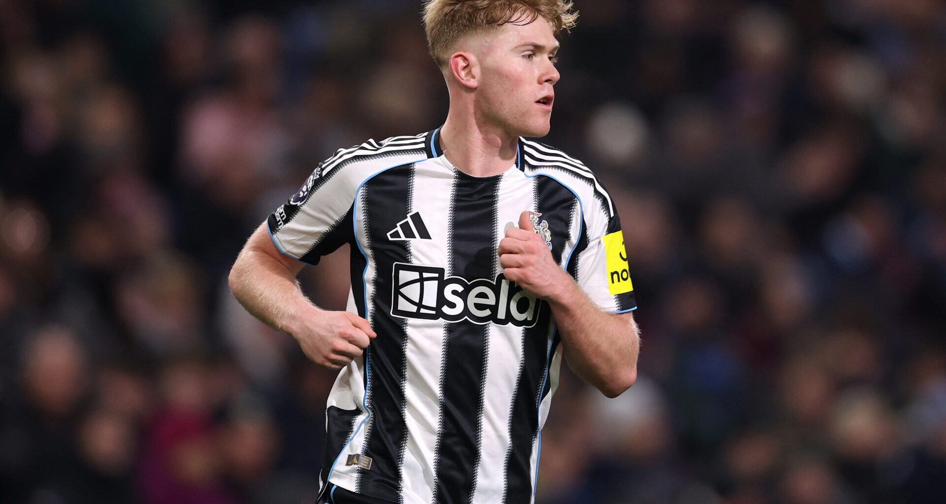 Lewis Hall breaks silence on Newcastle United injury after sparking big concern