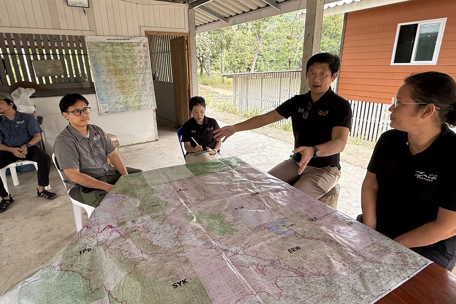 Panthera’s Rattapan Pattanarangsan discusses the protection of Thailand’s southern Western Forest Complex at a new ranger checkpoint in Si Sawat Non-Hunting Area.
