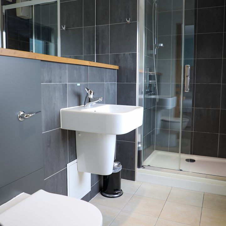 All rooms in Bowland House have modern en suite bathrooms Pic: LTHTR