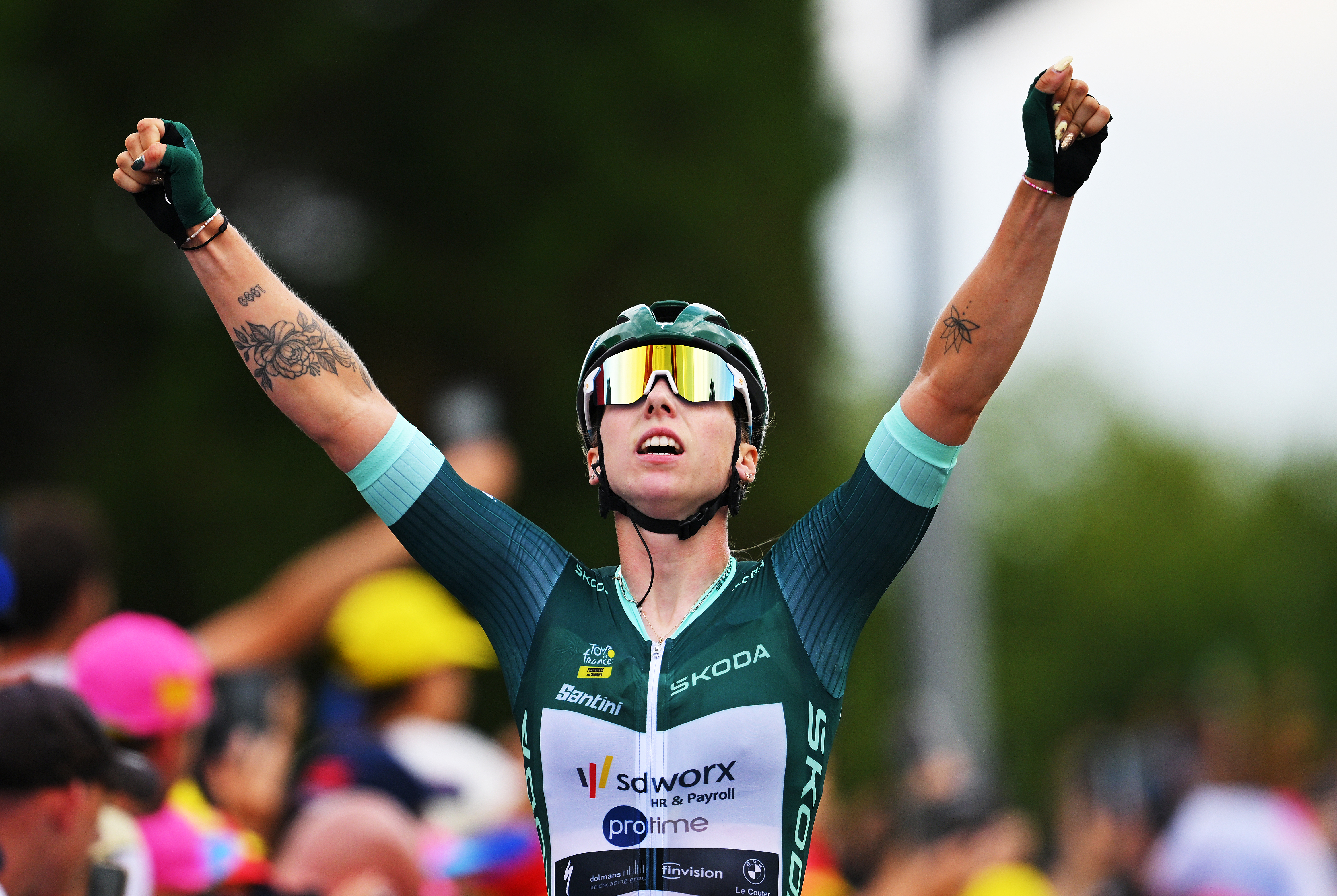 Lorena Wiebes in the green jersey at the Tour de France Femmes