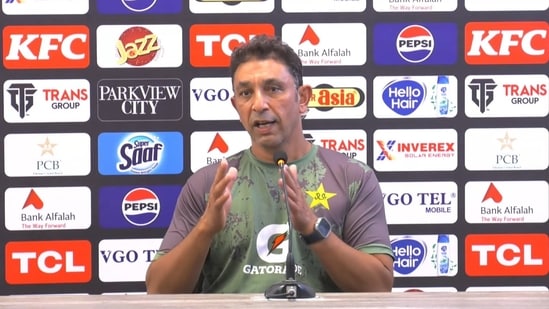 Azhar Mahmood attending a press conference.(@dhillow_/x.com)