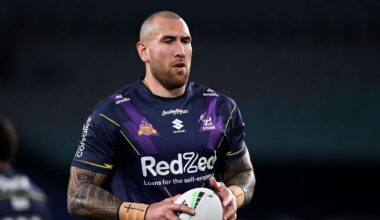 Melbourne Storm star rejects Super League move for sport switch