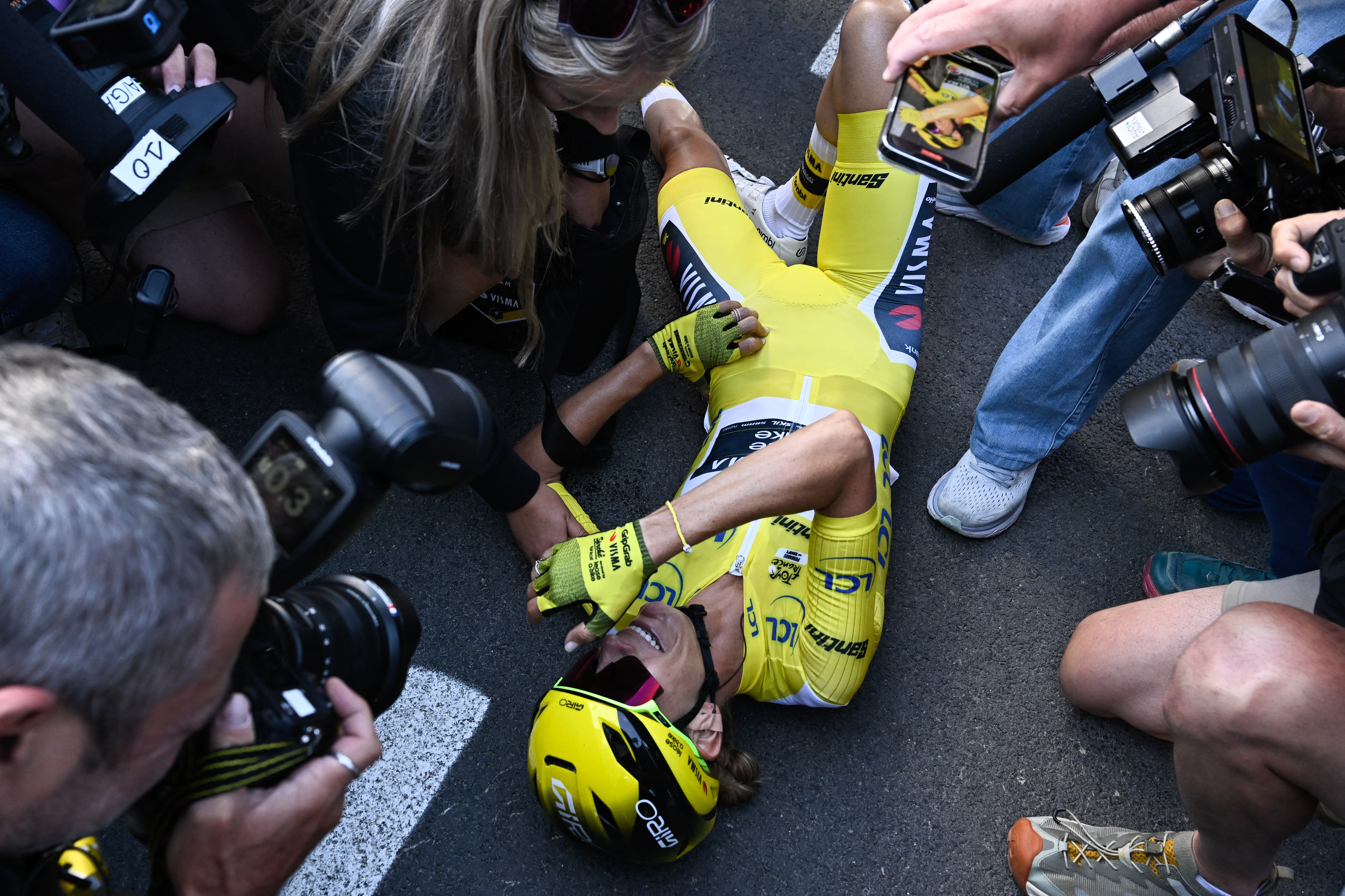 Pauline Ferrand-Prevot celebrates winning the Tour de France Femmes