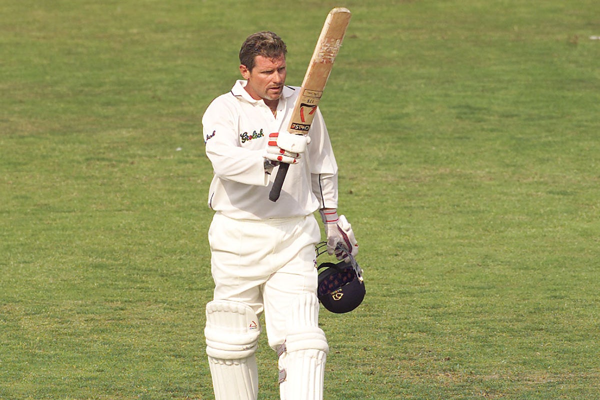 Tributes pour in as ex-England cricket star Robin Smith dies aged 62 - The Independent