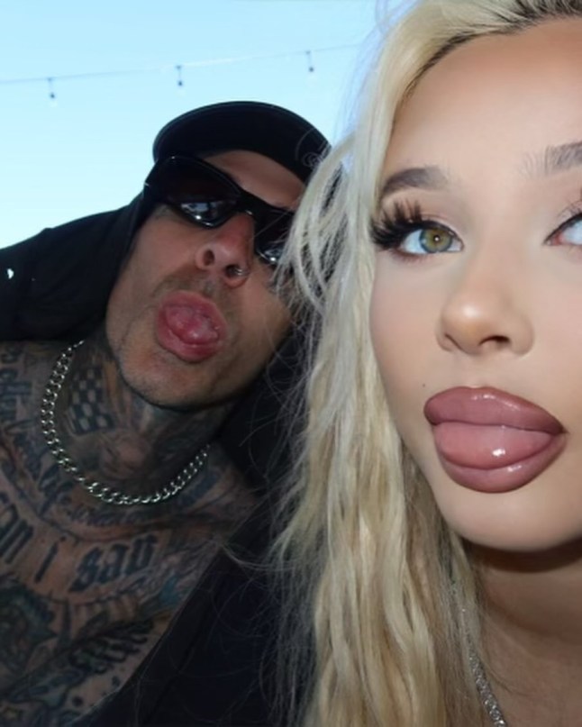 Travis Barker Instagram with Rocky, Kourtney, Alabama and Atiana https://www.instagram.com/p/C6o7eoGSAxj/?img_index=1