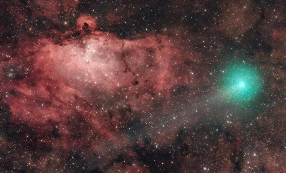 See Comet Swan Illuminate The Pillars Of Creation In This Once In A Lifetime Shot