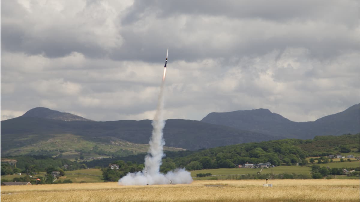 Snowdonia Aerospace LLP secures funding for space education