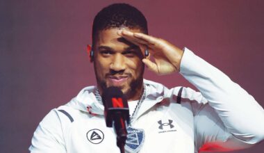 Anthony Joshua offered world title fight next: “We can sign that tomorrow”
