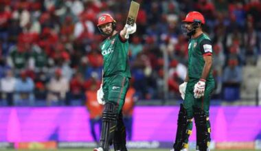 andries-gous-smashed-a-58-ball-120