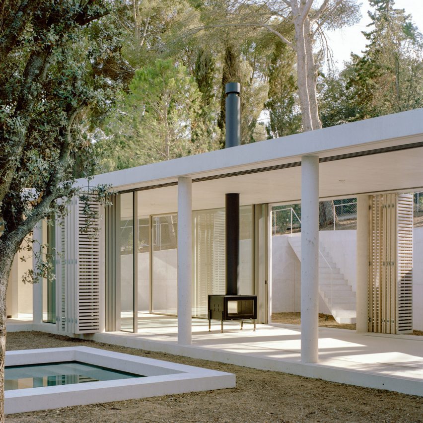 Patio House by Arquitectura-G