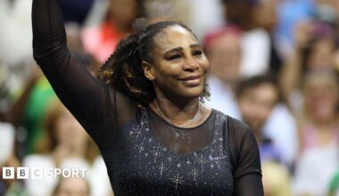 Serena Williams waves after her final match at the 2022 US Open