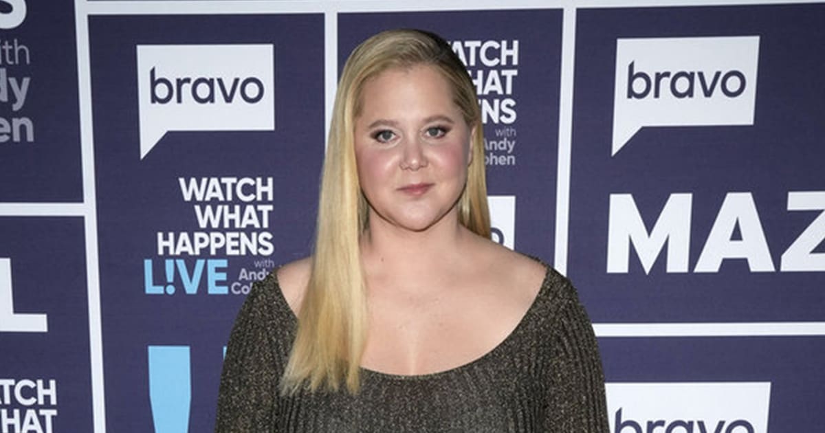Amy Schumer Shows Off Weight Loss in Minidress