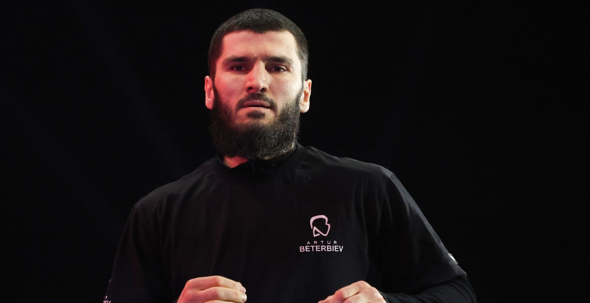 Artur Beterbiev says Dmitry Bivol declined offer for trilogy match in Russia