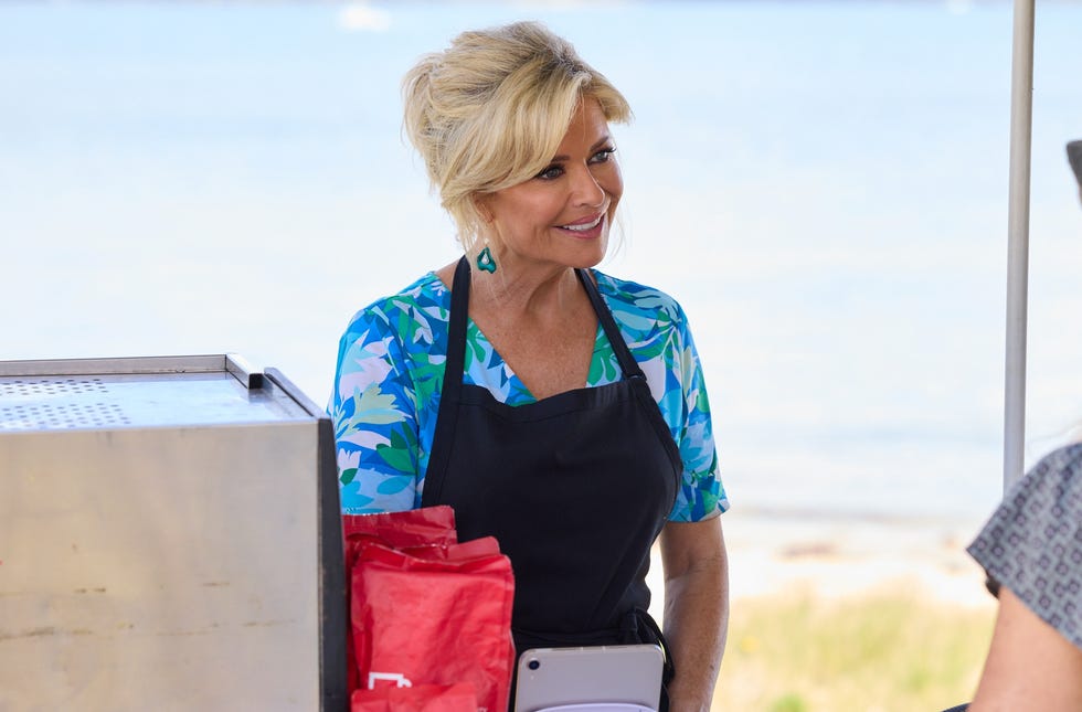 marilyn chambers and roo stewart in home and away